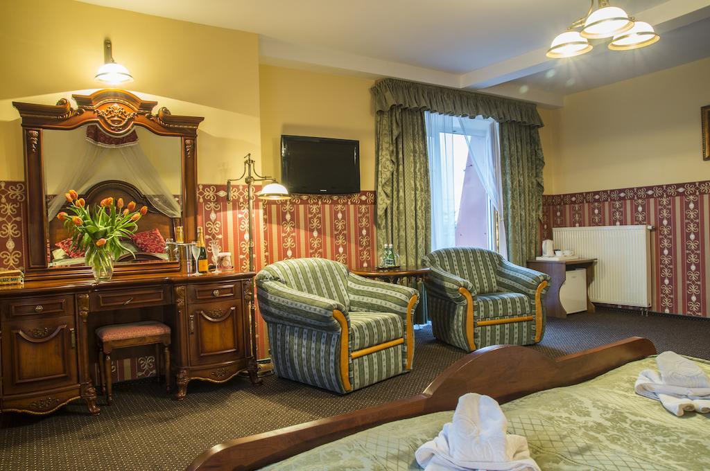 Hotel Mazurski Dworek Mikolajki  Room photo