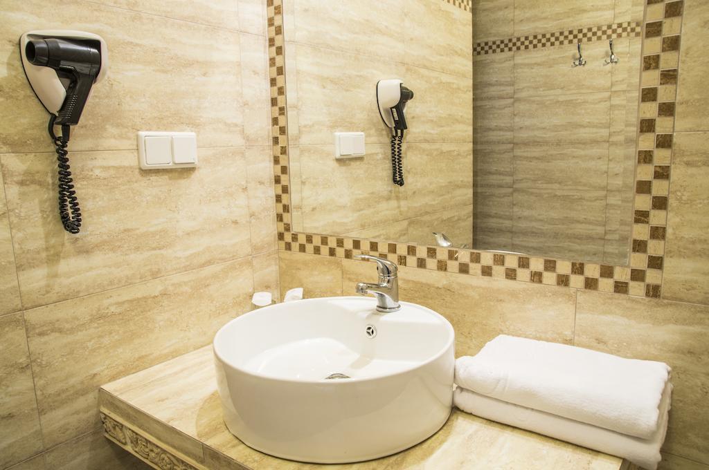 Hotel Mazurski Dworek Mikolajki  Room photo